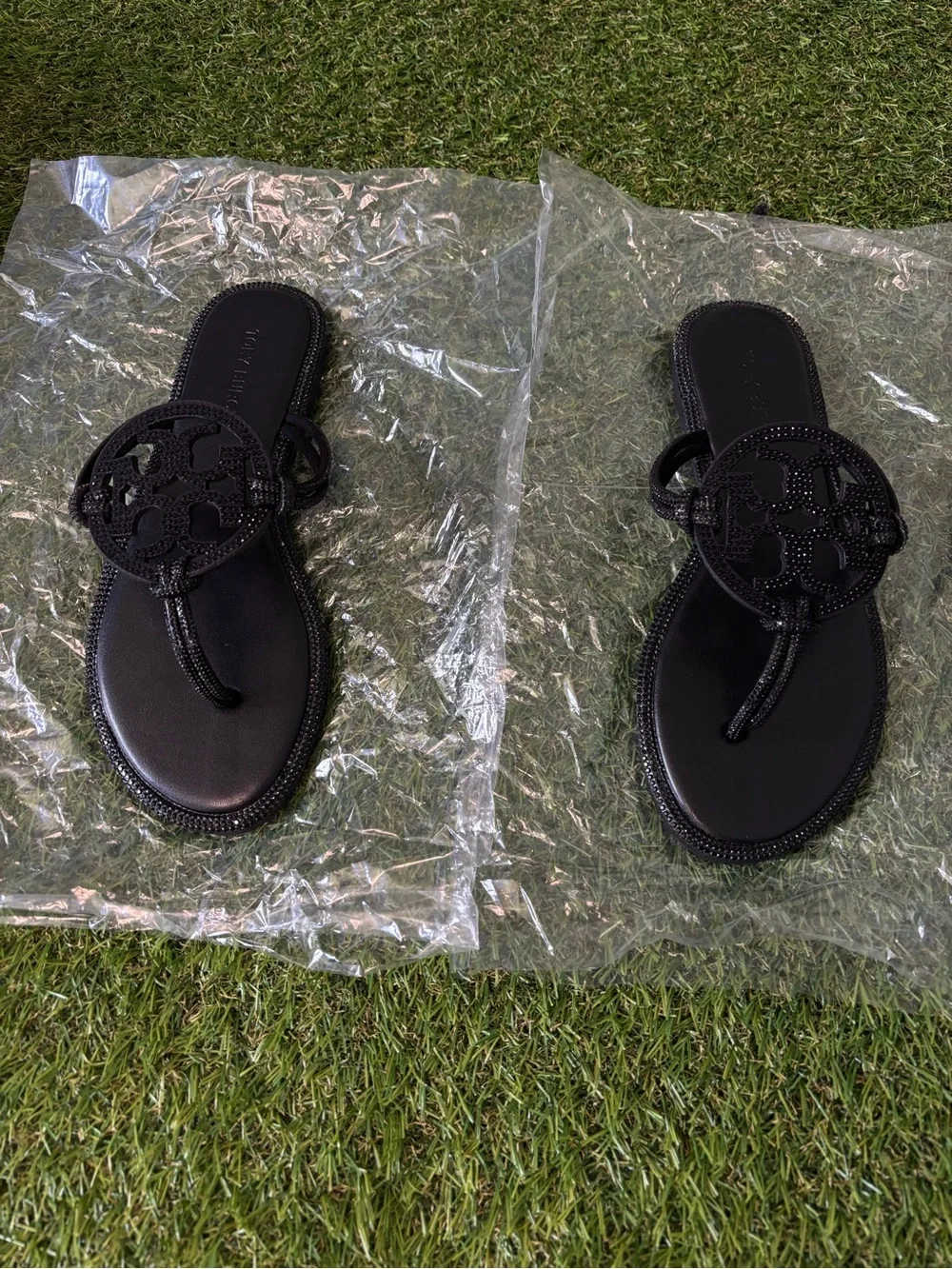 Tory Burch Sandals Black with gems Size 6-6.5